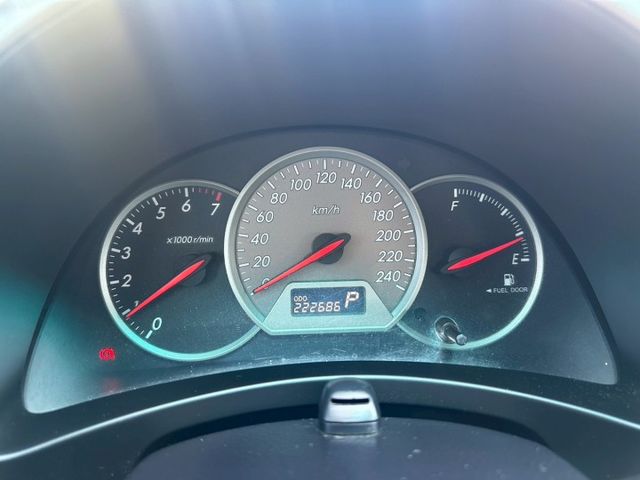 無事故 無待修 里程22萬 開不壞的車 內外有在顧  外觀漆面已整理 內裝無破損 代步神車 空間大  第8張相片