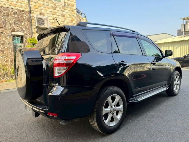 無事故 無待修 里程18萬多 里程保證 原廠螢幕 定速巡航 倒車顯影 恆溫空調 電動椅  第4張相片