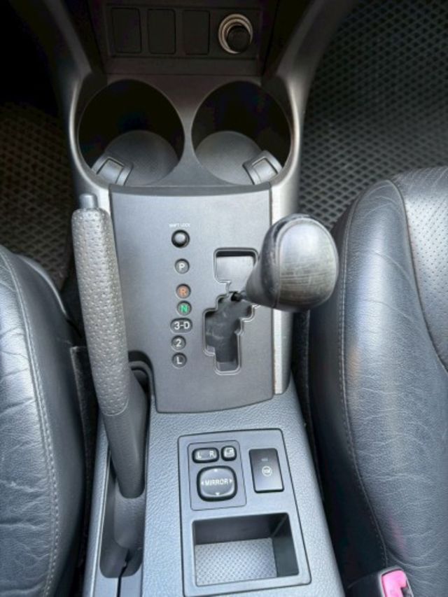 無事故 無待修 里程18萬多 里程保證 原廠螢幕 定速巡航 倒車顯影 恆溫空調 電動椅  第10張相片