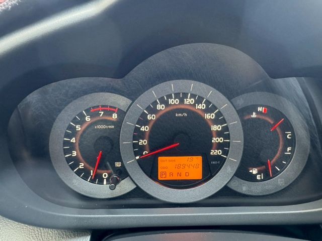 無事故 無待修 里程18萬多 里程保證 原廠螢幕 定速巡航 倒車顯影 恆溫空調 電動椅  第13張相片