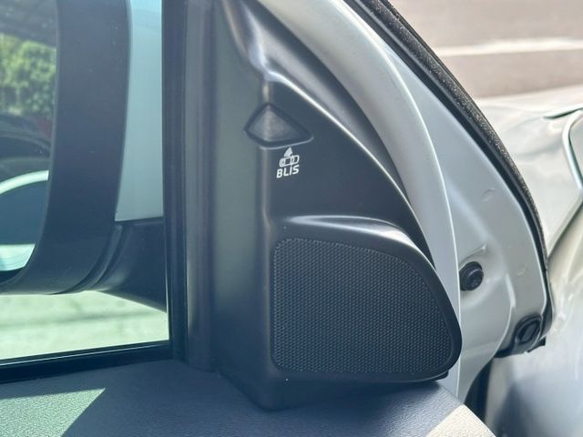 T5 R 旗艦 便宜入手不後悔 原版件 無事故 實跑12萬多公里 里程保證  ACC跟車 全景天窗 盲點偵測 電動尾門  第16張相片