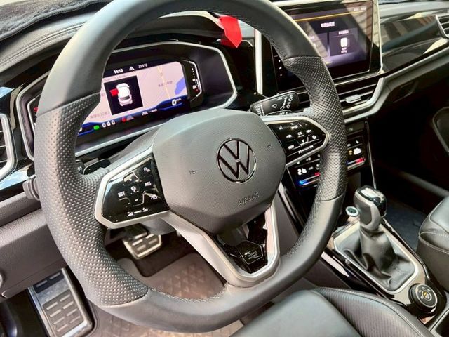 一手車 原版件 實跑2.7萬公里 新車保固中 ACC跟車 車道偏離 全景天窗 電尾門 盲點 數位儀表  第7張相片