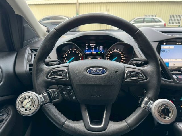 一手車 原版件 無待修 實跑9.4萬公里 里程保證  恆溫空調 I-key摸門 電動座椅 全景天窗 電尾門  第7張相片