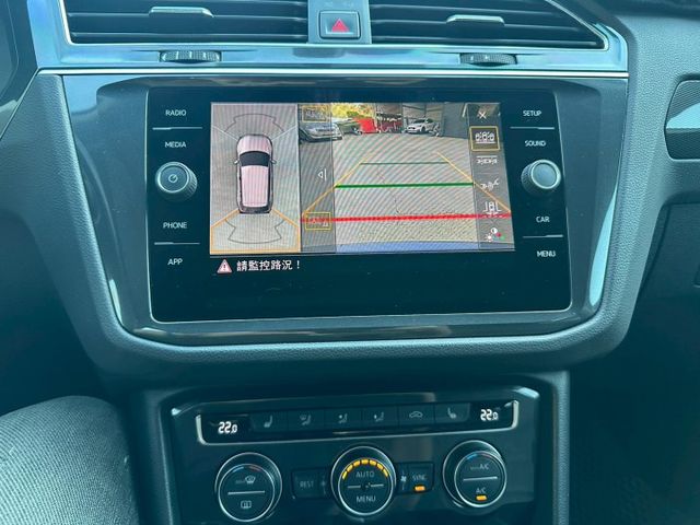 內外都有在顧 車況一級棒 無異音 換檔順暢 電尾門 I-key 倒車顯影 電動記憶座椅 360環景  第13張相片