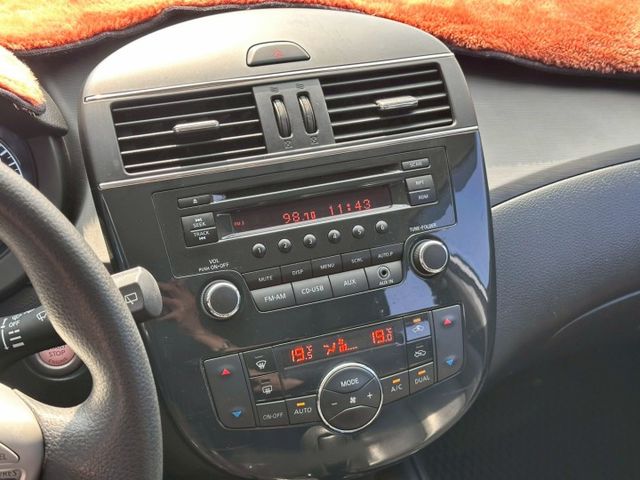 一手車 無事故 無待修 里程23萬 車況漂亮 I-key摸門 定速巡航 恆溫空調 倒車雷達  第10張相片