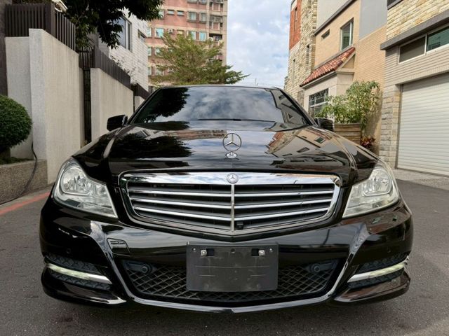 C-CLASS SEDAN W205  第2張相片