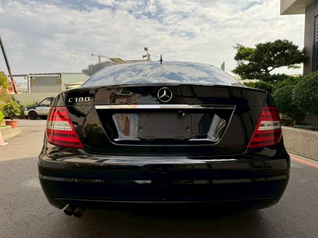 C-CLASS SEDAN W205  第5張相片