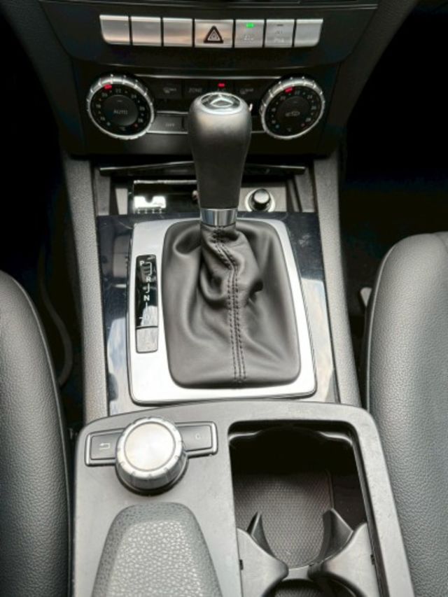C-CLASS SEDAN W205  第13張相片