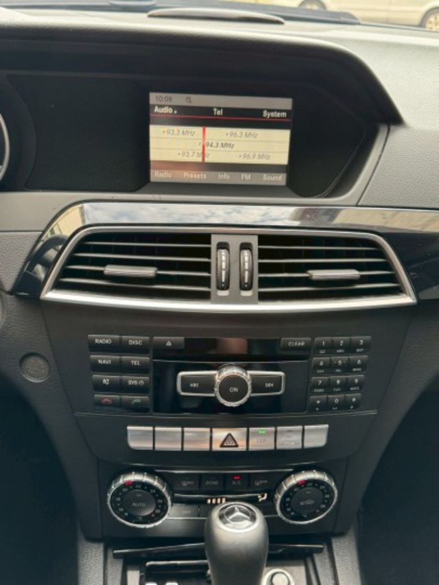 C-CLASS SEDAN W205  第14張相片