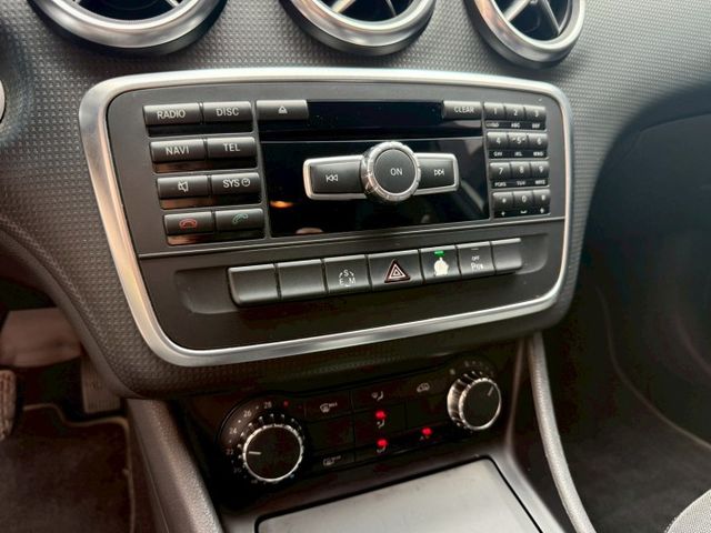 無事故 無待修 可認證 實跑14萬公里 里程保證  內外有在顧 內裝極新 定速巡航 倒車顯影 電動椅  第13張相片