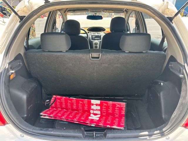 YARIS  第16張相片