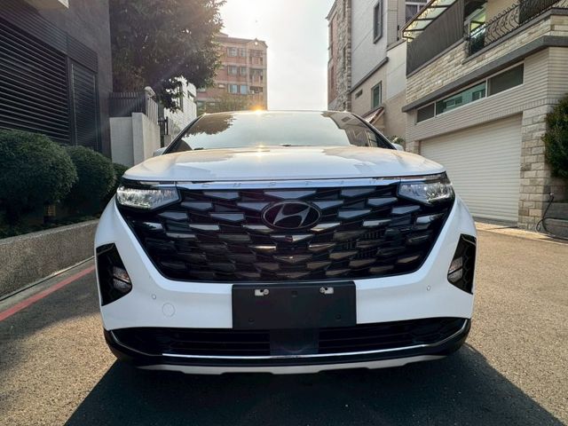 旗艦7人 一手車 無事故 無待修 里程15萬公里 車況優質 ACC跟車 車道偏離 全景天窗 盲點偵測 360環景  第2張相片