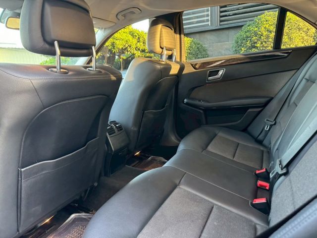 E-CLASS W212  第13張相片