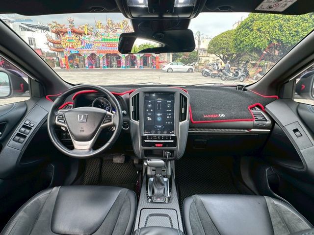 U6 GT藍調環景版 無事故 無待修 里程3.5萬 里程保證 車況佳 I-key摸門 電尾門 360環景 換檔撥片 恆  第7張相片