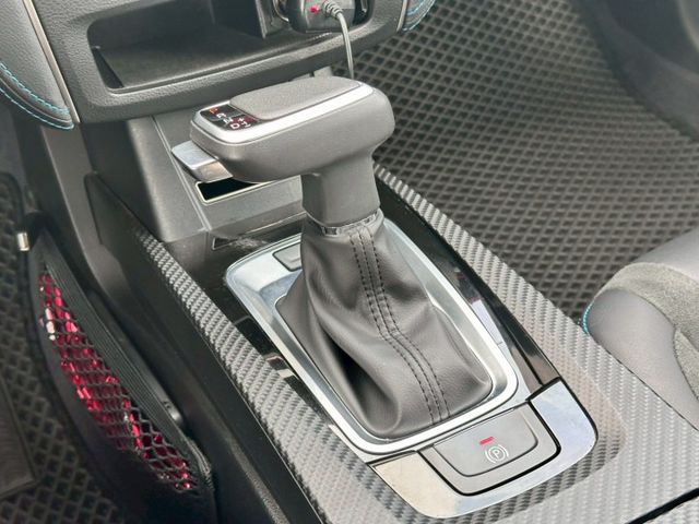 U6 GT藍調環景版 無事故 無待修 里程3.5萬 里程保證 車況佳 I-key摸門 電尾門 360環景 換檔撥片 恆  第11張相片