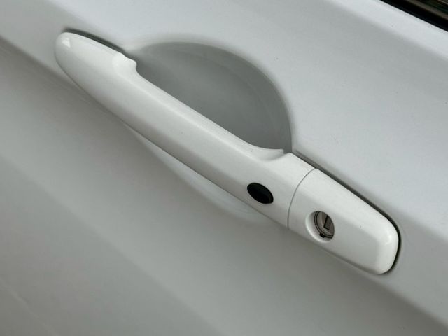 U6 GT藍調環景版 無事故 無待修 里程3.5萬 里程保證 車況佳 I-key摸門 電尾門 360環景 換檔撥片 恆  第18張相片