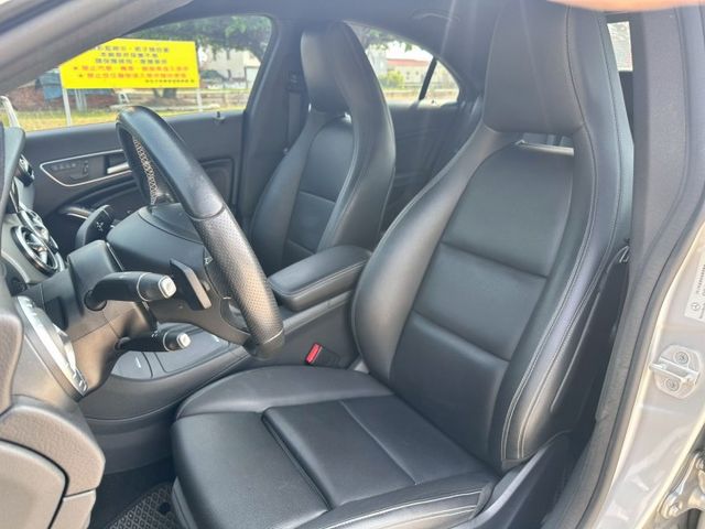 無事故 無待修 里程12萬 里程保證 車況好 定速巡航 倒車顯影 電動記憶座椅 HID頭燈  第14張相片