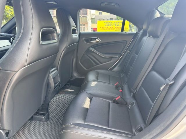 無事故 無待修 里程12萬 里程保證 車況好 定速巡航 倒車顯影 電動記憶座椅 HID頭燈  第15張相片