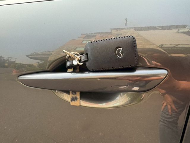 旗艦版BOSE 原版件 無事故 實跑31000公里 里程保證  BOSE音響 360環景 ACC跟車 電動椅 抬頭顯示器  第13張相片