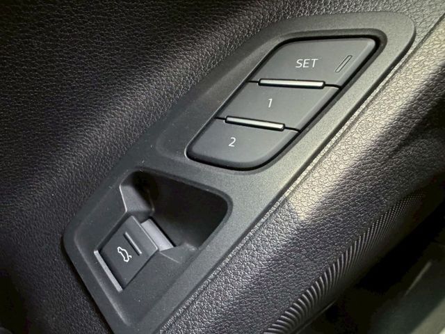 新車保固中  ACC跟車 車道偏離 360環景 盲點偵測 電動記憶座椅 電尾門 LED頭燈 I-key摸門  第11張相片