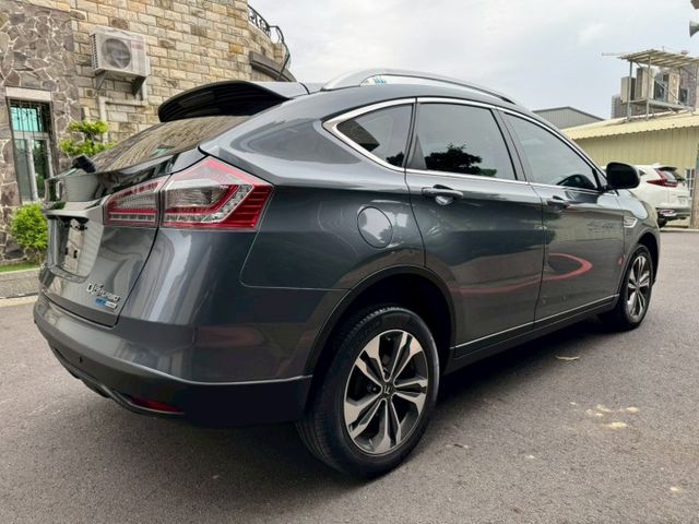 無事故 無待修 里程8萬 里程保證 車況佳 I-key摸門 恆溫空調 定速巡航 導航 倒車顯影  第6張相片