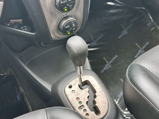 G版 無事故 無待修 里程8萬多公里而已 跑少車況佳 I-key摸門 抬頭顯示 行車記錄器 恆溫空調  第11張相片