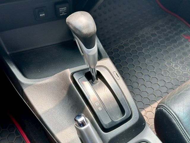 VTI-S K14 無事故 無待修 里程20萬 里程保證 買回去直接開 換檔撥片 安卓機 倒車顯影 天窗 定速巡航 恆溫  第11張相片