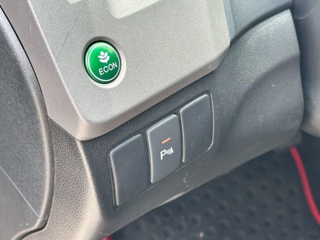 VTI-S K14 無事故 無待修 里程20萬 里程保證 買回去直接開 換檔撥片 安卓機 倒車顯影 天窗 定速巡航 恆溫  第12張相片