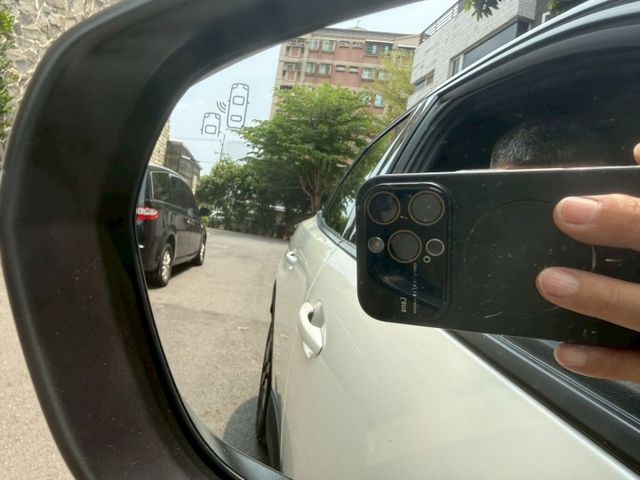 原廠保養  ACC跟車 車道偏離 360環景 I-key 摸門 盲點偵測 電動尾門 電動記憶座椅 LED頭燈 FOCAL  第11張相片