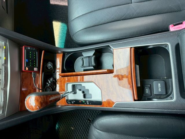 原廠保養  內外都有在顧 車況一流 抬頭 倒車顯影 恆溫空調  第13張相片