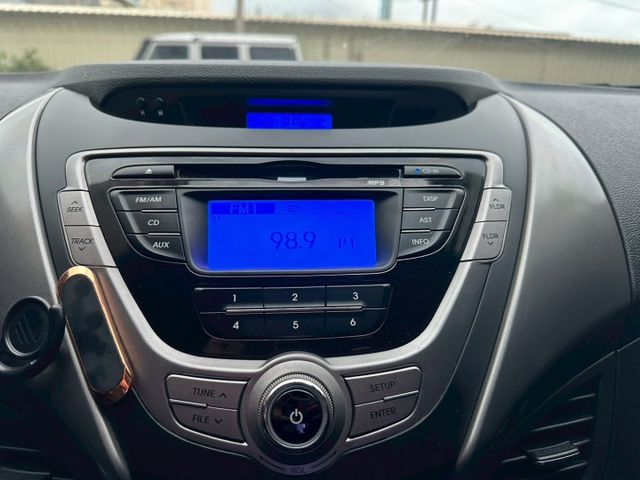 ELANTRA  第12張相片