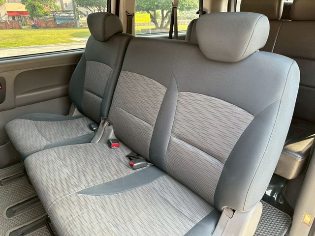 加裝12人座 車況安心 引擎 變速箱 渦輪 全都處理完了 歡迎試開看看  第10張相片