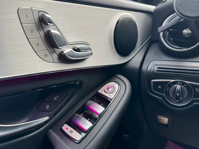 一手車 原版件  原廠保養  ACC跟車 360環景 盲點偵測 電動記憶座椅 I-key  第10張相片