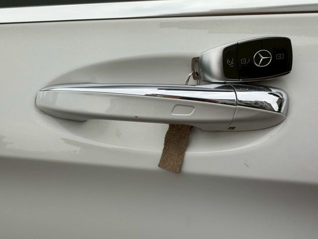 一手車 原版件  原廠保養  ACC跟車 360環景 盲點偵測 電動記憶座椅 I-key  第14張相片