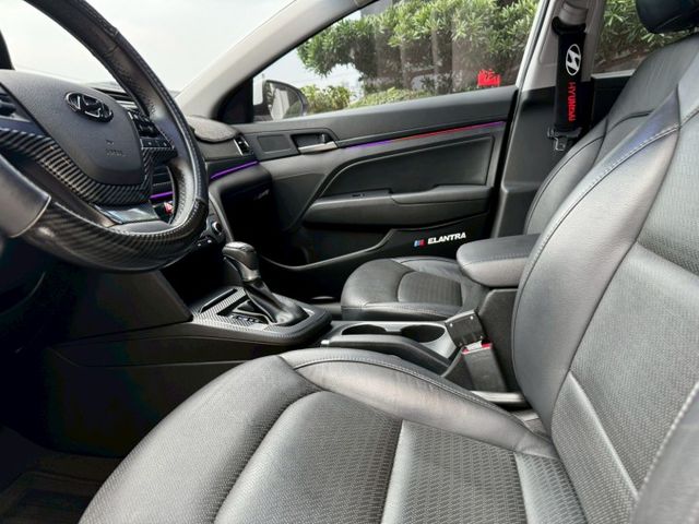 SUPER ELANTRA  第7張相片