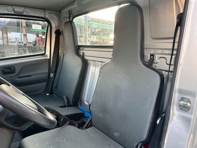 NEW CARRY  第12張相片