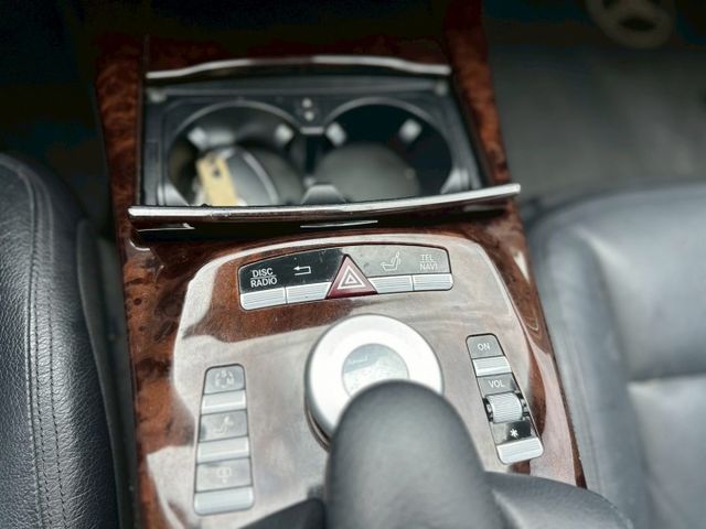 一手車 原版件 實跑22萬公里 里程保證  新車5百多萬 現在破壞行情賣你25.8萬就好  第10張相片