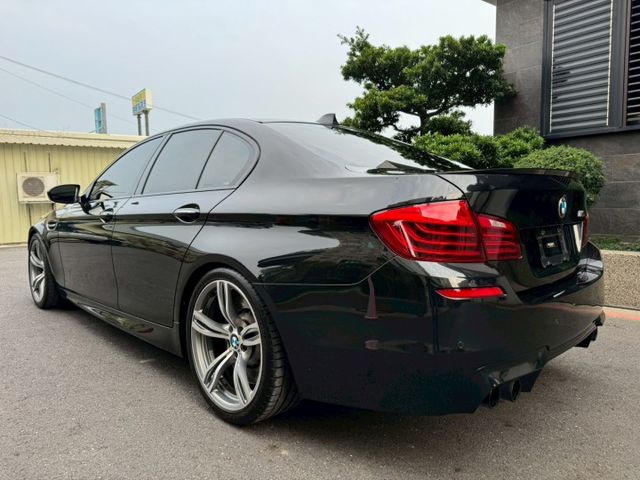 大滿配版本｜旗艦性能房車  M Power 經典代表作 4.4L V8 雙渦輪  馬力560匹  里程13萬公里  第4張相片
