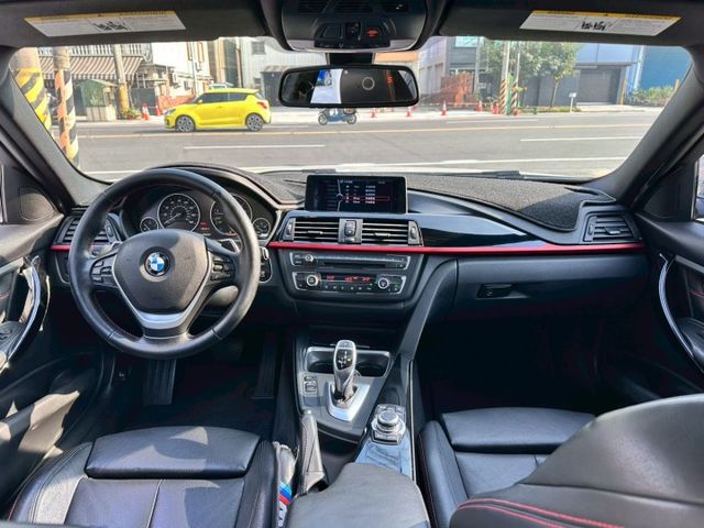 F30 保養廠的車 無事故 無待修 里程19萬公里 車況超好 天窗 I-key摸門 抬頭顯示 底盤QQ 無漏油 無異音  第7張相片