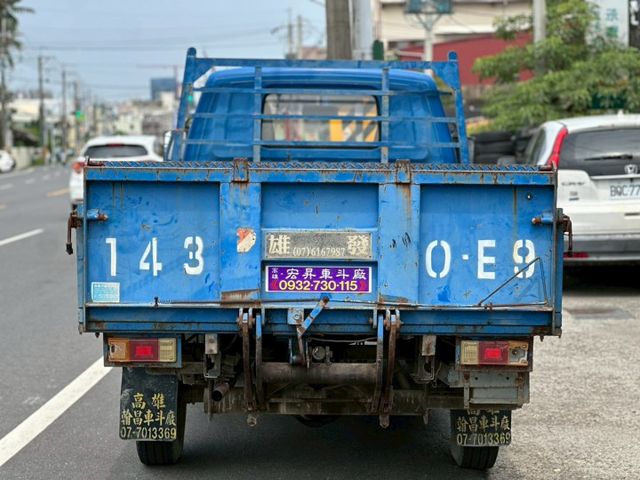 一手車 無事故  里程18萬多 正常保養 有升降尾門 冷氣涼 引擎正常 變速箱正常  第5張相片