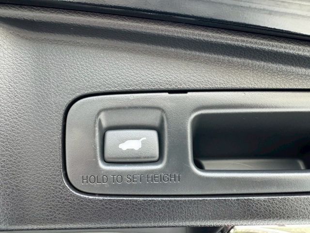 CRV S 版ACC跟車 車道偏離 自動煞車 電動尾門 全景天窗 I-key摸門原廠螢幕 倒車影像 LED頭燈 恆溫空  第7張相片