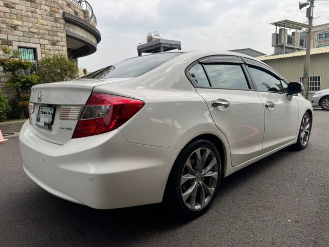 CIVIC  第6張相片