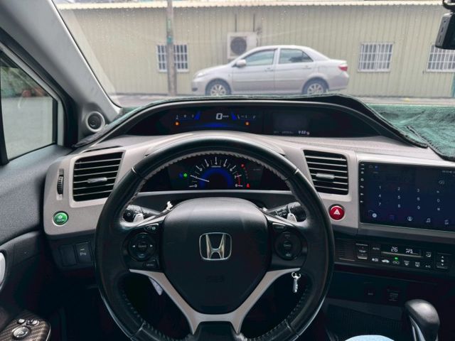 CIVIC  第7張相片