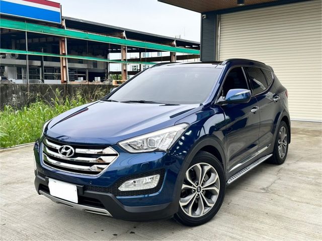 稅金跟1.8cc差不多 油耗平均15以上 油價便宜 定速巡航 /4WD /雙區恆溫/ 倒車影像/ 雙電熱椅 /自動停車  第1張相片