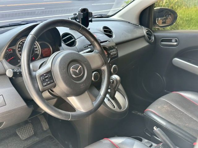 實跑12萬多公里 里程保證  跑少車況佳  引擎順暢 變速箱健康 冷氣很冷  第9張相片