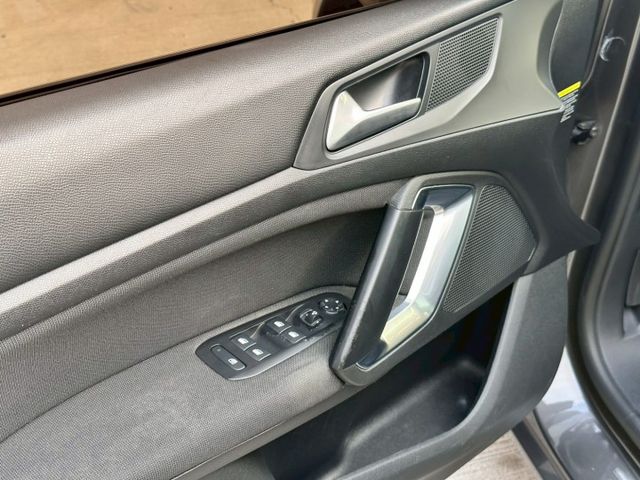 SW PureTech Allure I-key摸門 盲點偵測 360環景 車道偏離 全景天窗  第13張相片