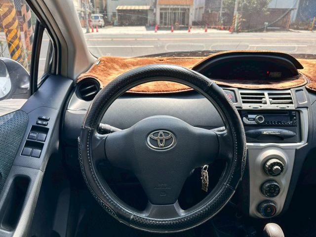 YARIS  第8張相片