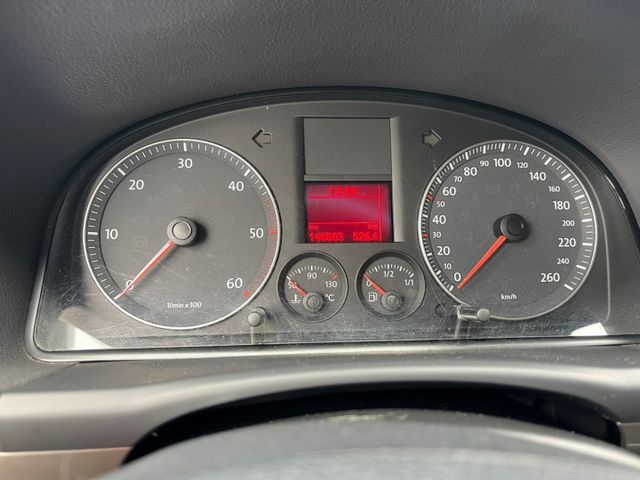 【預約賞車即享網路優惠價】1.9 TDI 柴油版 空間大 載人載貨都方便  第16張相片