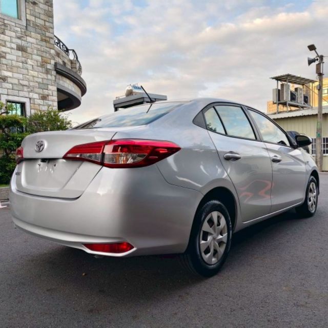 無事故 可認證 實跑23萬公里 里程保證  車在台南 實車實價 實體店 歡迎賞車 現場談  第4張相片