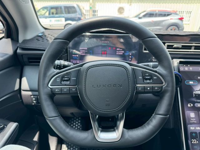 亮點版  一手車 原版件 實跑1萬公里 新車保固中  全景天窗 360環景 電動尾門 電動坐椅 ACC 跟車 盲點偵測  第9張相片